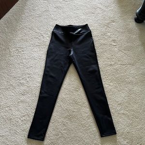 Leather look leggings